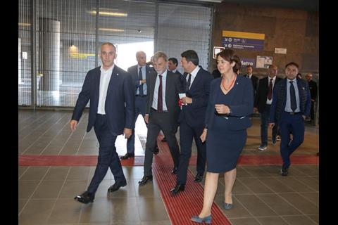 Mazzoncini (left) and Ghezzi (right) welcome Transport Minister Graziano Delrio and Prime Minister Matteo Renzi to the presentation.